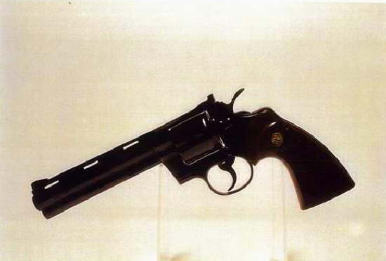 Elvis' .357 Colt Python 6